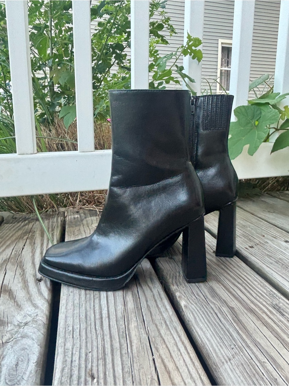 Steve Madden Freya Black Leather Square Toe Platform Block Heel Bootie Size 8